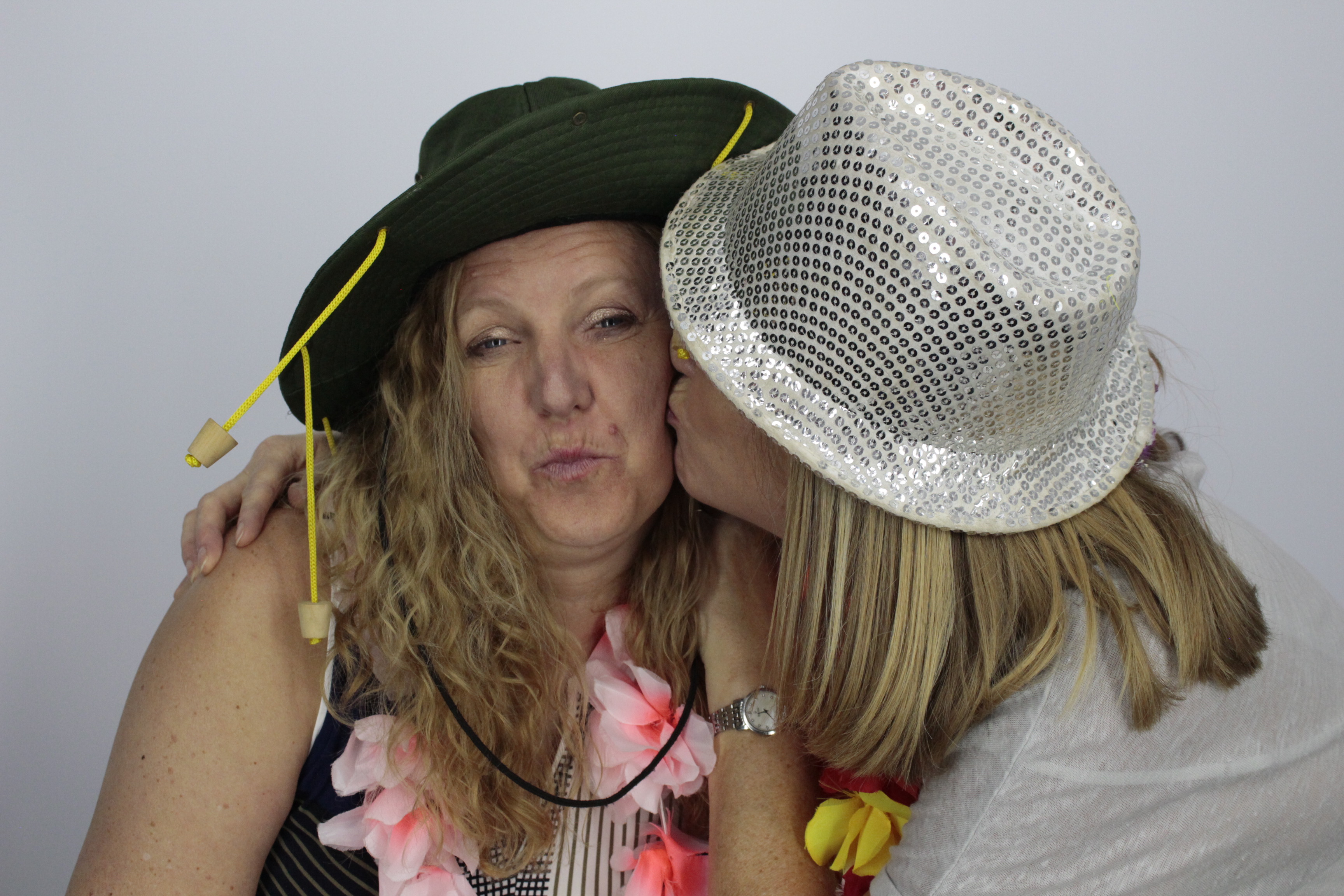 Eleanor's 50th Birthday | View more photos from the event at gallery.myphotoboothexperience.co.uk/u/MyPhotoBoothExperienceLtd/Eleanors-50th-Birthday